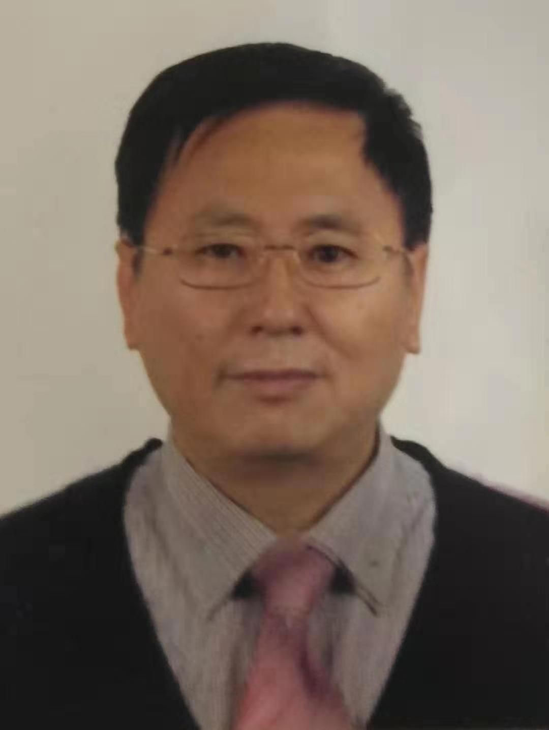 米兰买球创新论坛第九百零六讲：从大学到社会如何成熟思想:一位老大学生的寄语