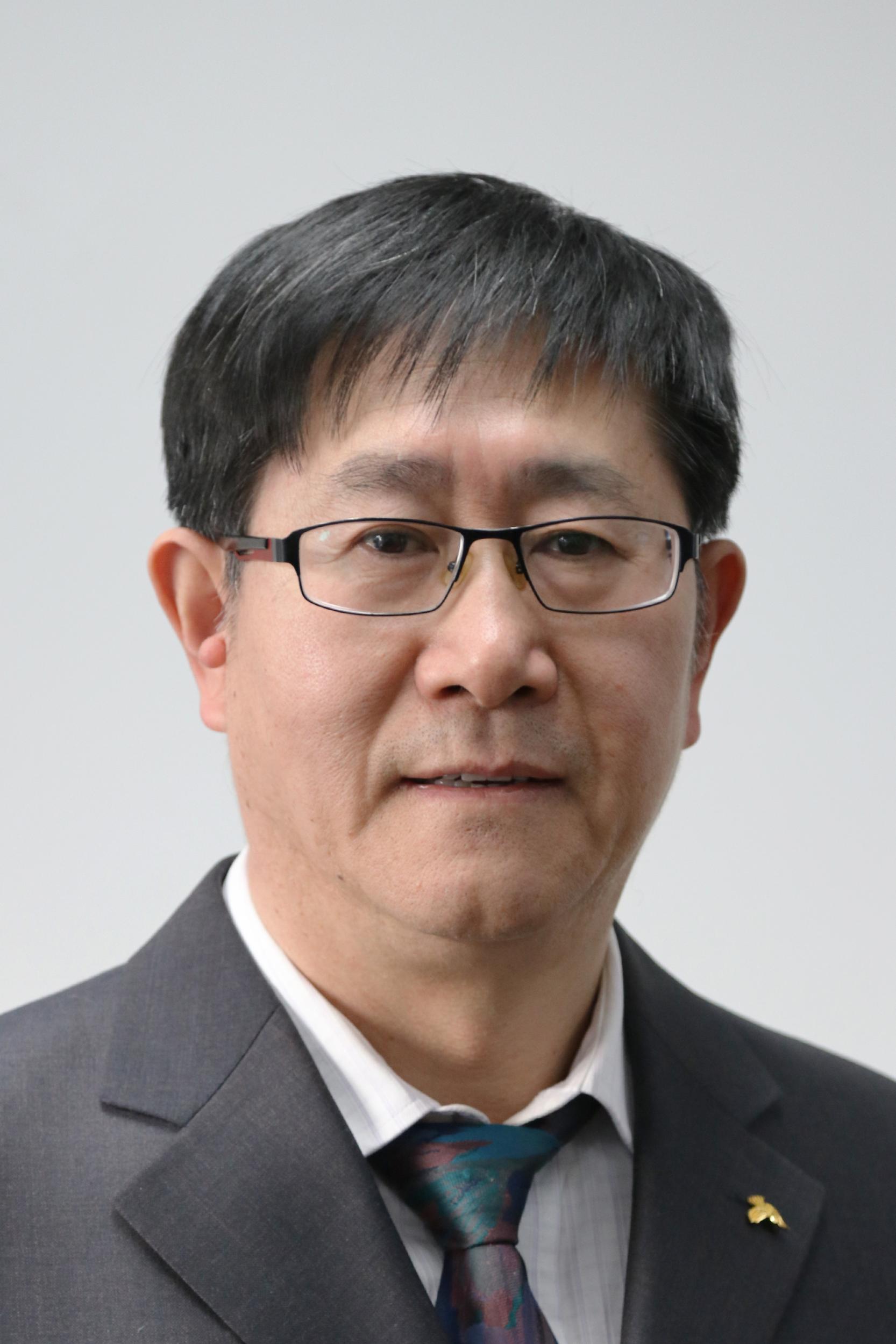 米兰买球创新论坛第一千五百七十九讲：High-Dimensional Inference for Weak-Supervision with Feature-Dependent Label Noise