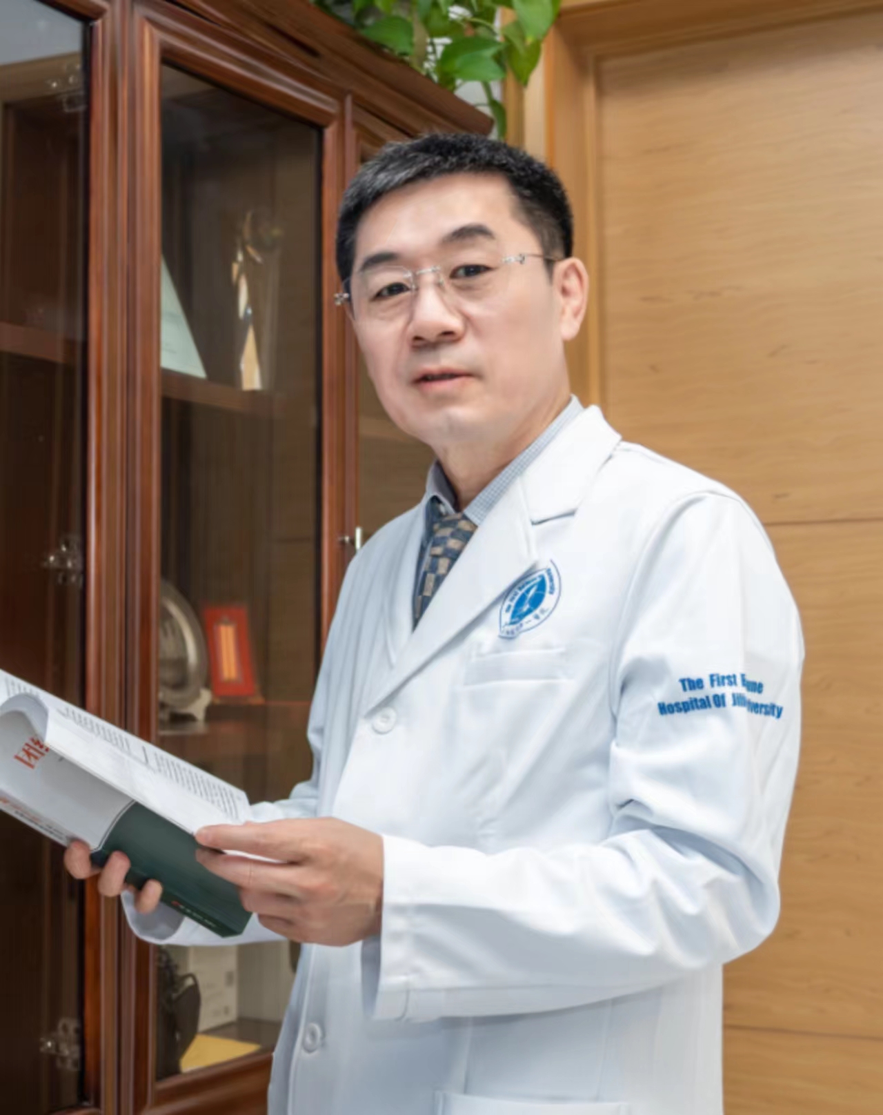 米兰买球创新论坛第一千五百一十一讲：GE Pigs: Biomedical Models and Beyond