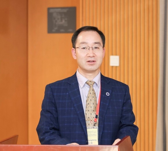 米兰买球创新论坛第一千五百二十二讲：中生代重大地质事件与植被环境变化